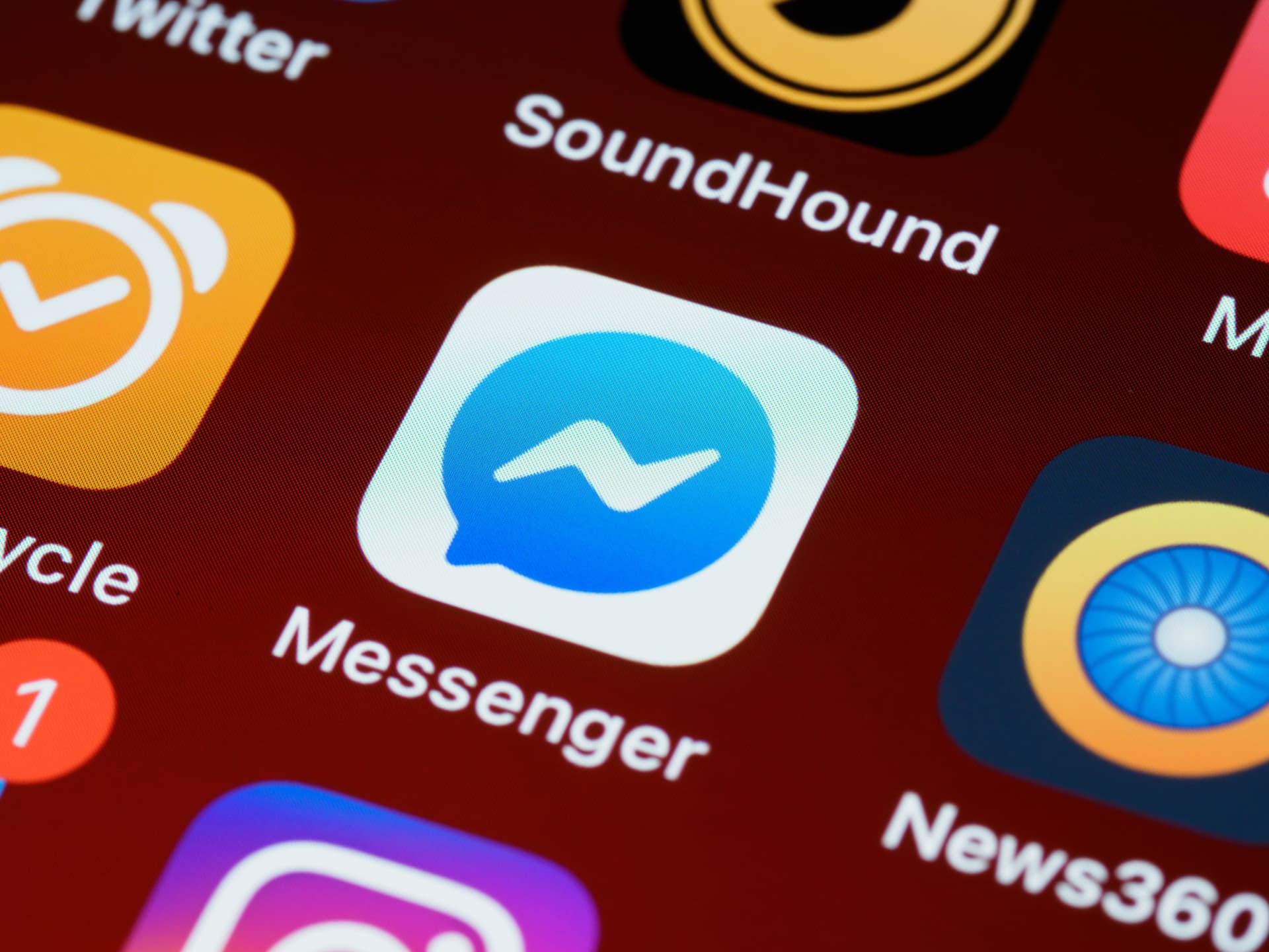 Messenger DMs